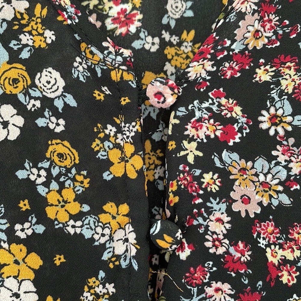 LILY WHITE shirt size M black floral longsleeve boho peasant cottagecore - Picture 5 of 7